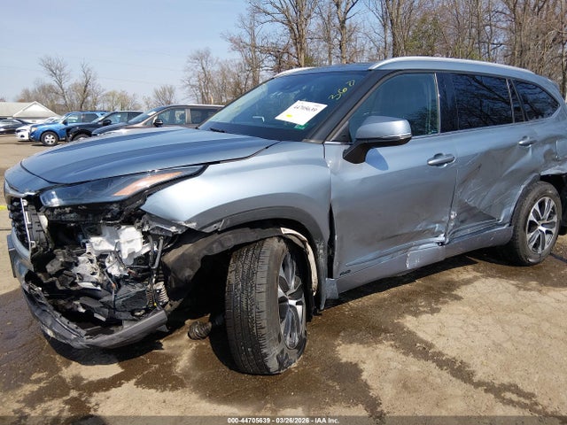 Toyota Highlander Hybrid Xle