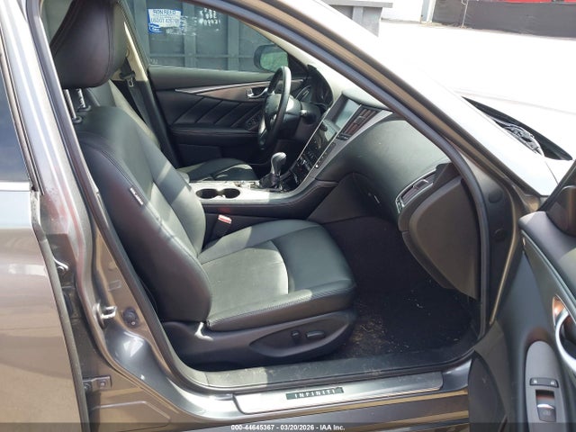 INFINITI Q50 2.0t Premium