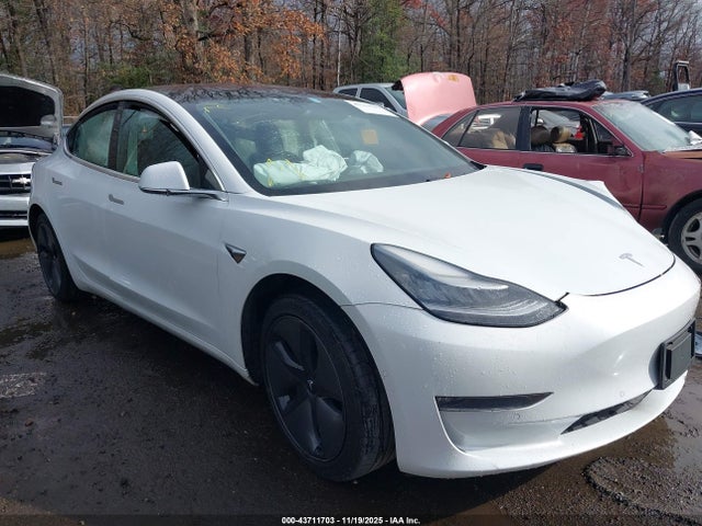 Salvage Tesla Model 3 Image