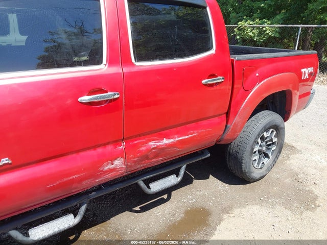 Toyota Tacoma Base V6