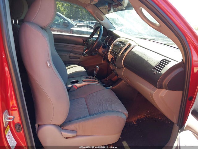 Toyota Tacoma Base V6
