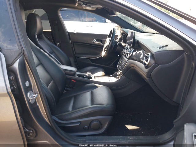 Mercedes-Benz Cla-class 4matic