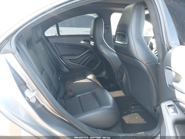 Mercedes-Benz Cla-class 4matic