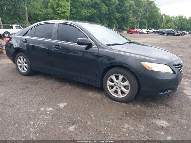 Salvage Toyota Camry Image