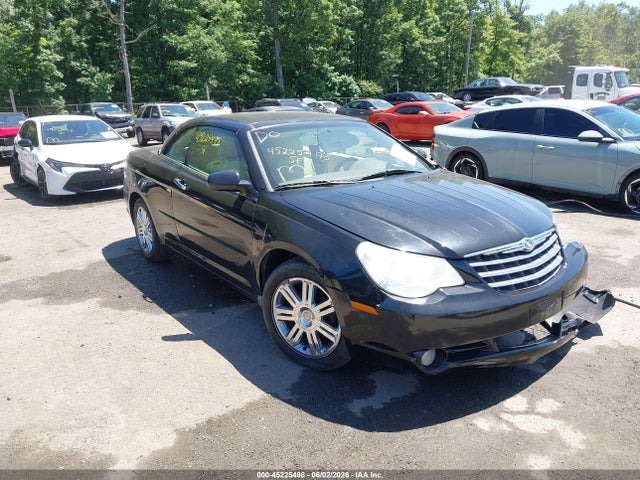Salvage Chrysler Sebring Image