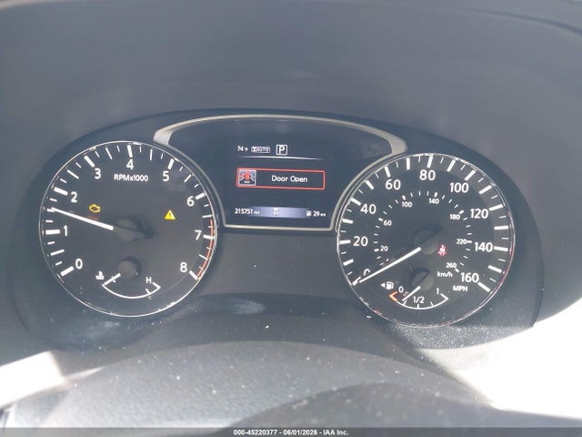 Nissan Pathfinder S