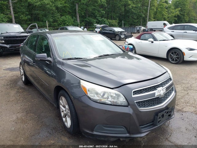 Salvage Chevrolet Malibu Image