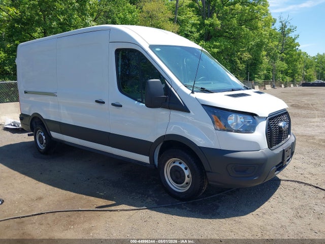 Salvage Ford Transit Image