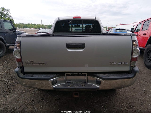 Toyota Tacoma Base V6