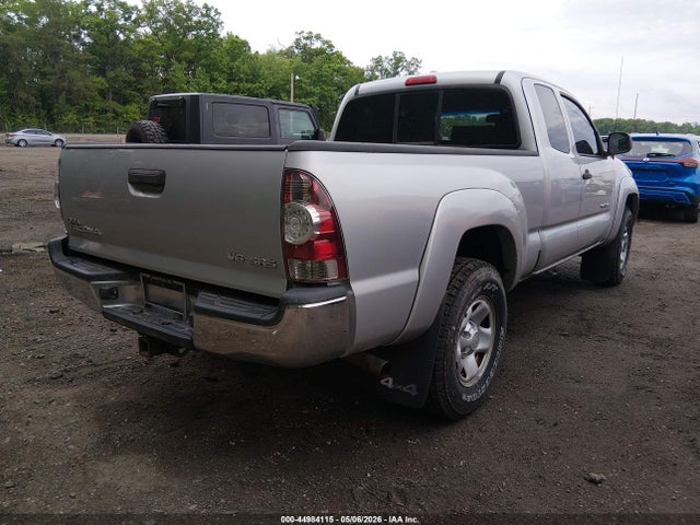 Toyota Tacoma Base V6