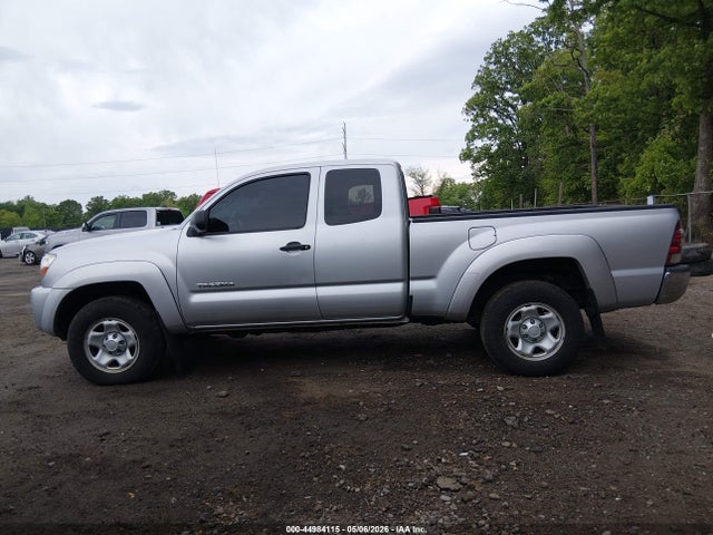 Toyota Tacoma Base V6