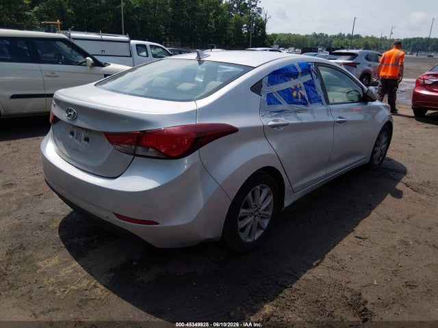 Hyundai ELANTRA Se