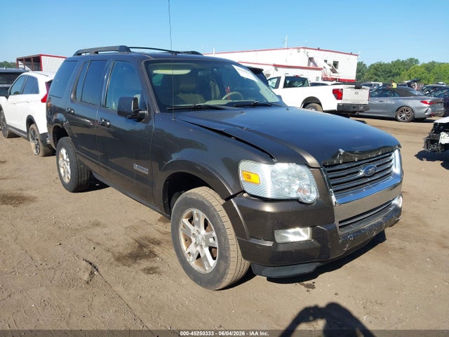 Salvage Ford Explorer Image