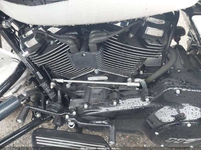 Harley-Davidson Fltrx