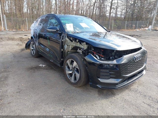 Salvage Audi Q6 Image