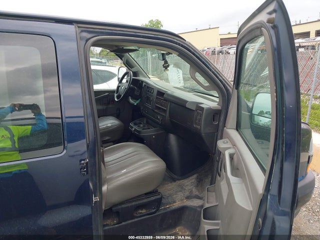 Chevrolet Express Rwd 2500 Regular Wheelbase Wt