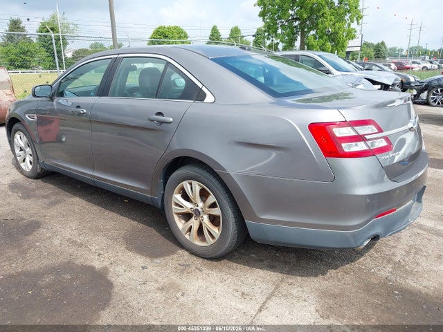 Ford Taurus Limited