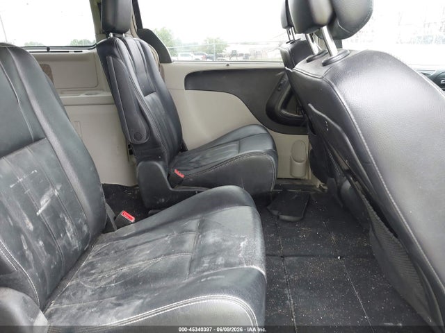Chrysler Town & Country Touring
