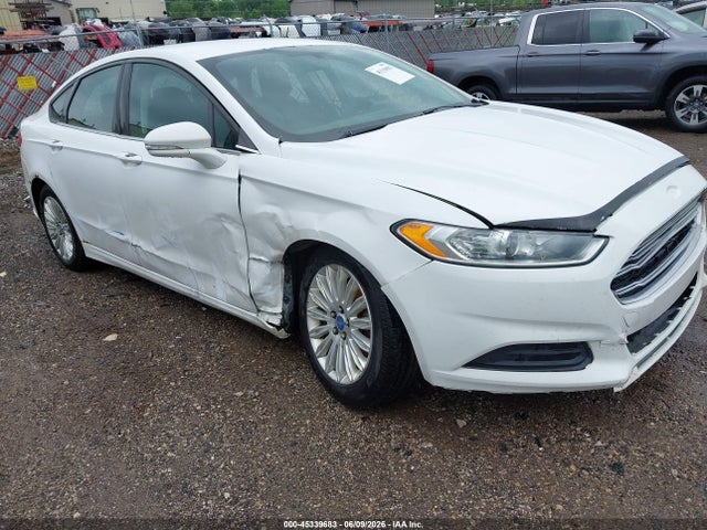 Salvage Ford Fusion Image