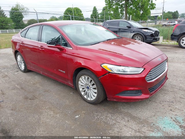 Salvage Ford Fusion Image
