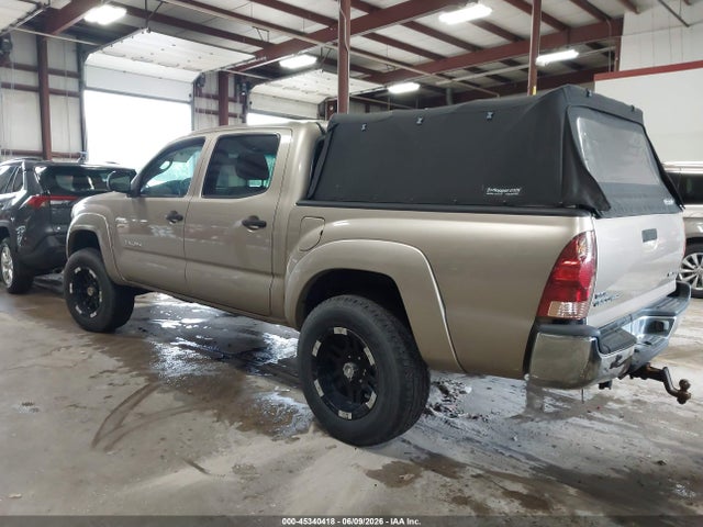 Toyota Tacoma Base V6