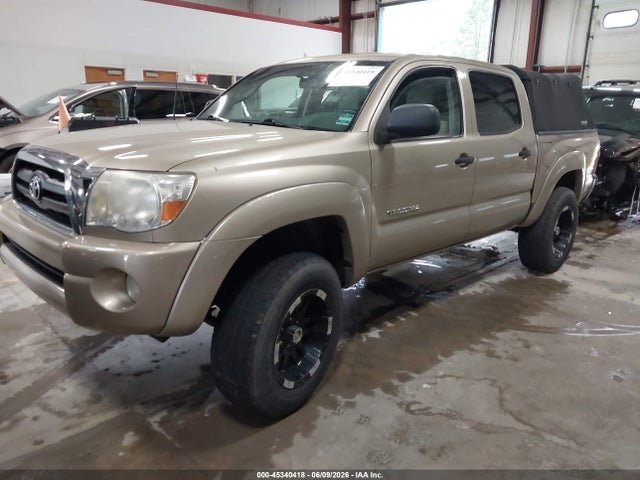 Toyota Tacoma Base V6