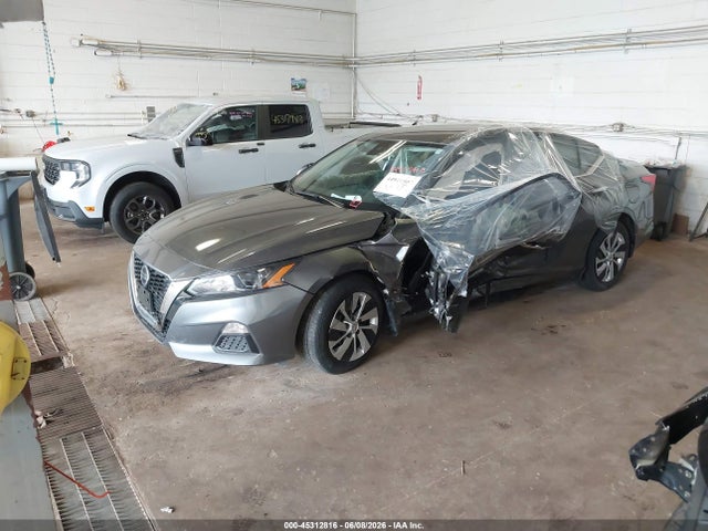 Nissan Altima S Fwd
