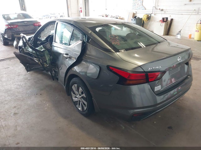 Nissan Altima S Fwd