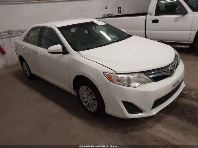 Salvage Toyota Camry Image