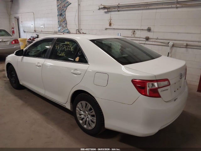 Toyota Camry Le