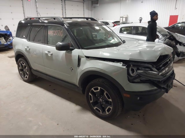 Salvage Ford Bronco Image