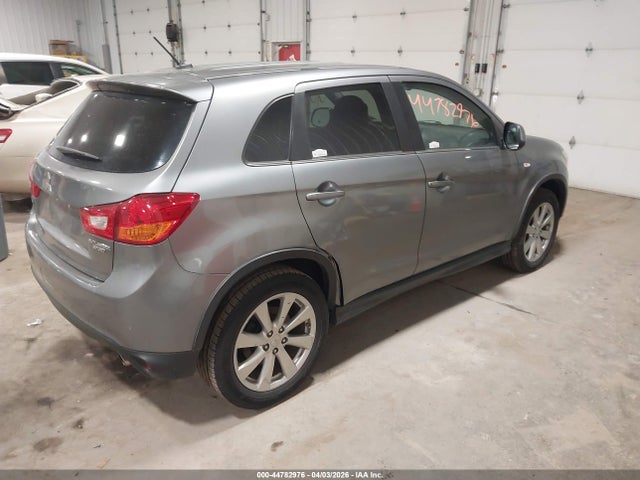 Mitsubishi Outlander Se