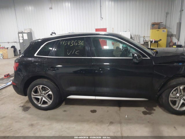 Audi Q5 45 Premium