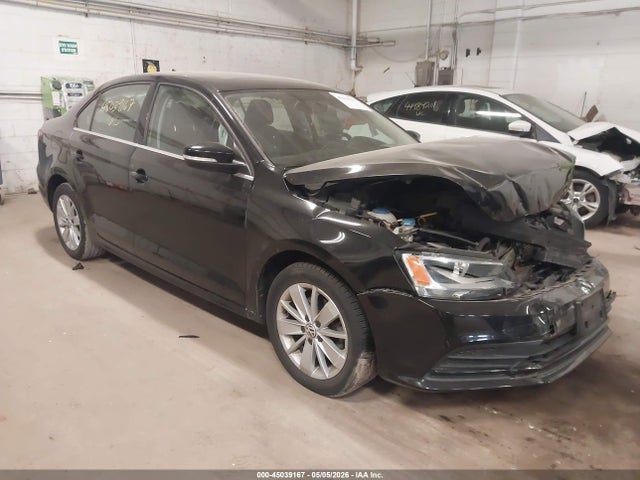 Salvage Volkswagen Jetta Image