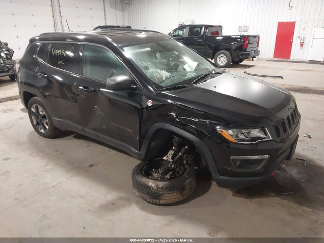 Salvage Jeep Compass Image