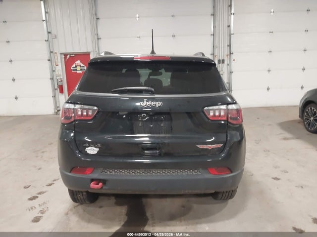 Jeep Compass Trailhawk 4x4
