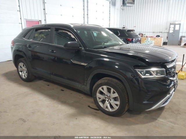 Salvage Volkswagen Atlas Image