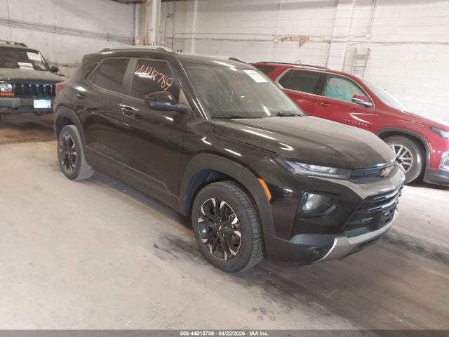 Salvage Chevrolet Trailblazer Image