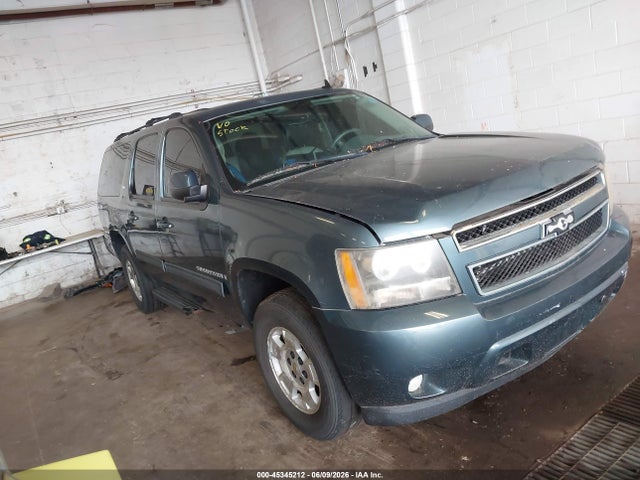 Salvage Chevrolet Suburban 1500 Image