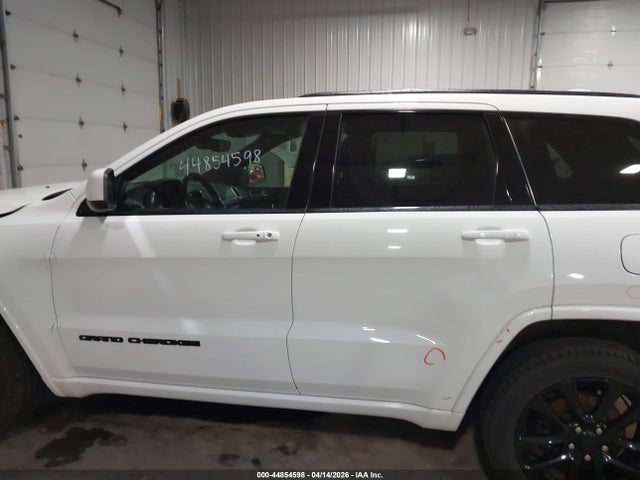 Jeep Grand Cherokee Altitude 4x4