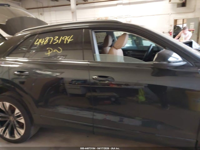 Audi Q8 Premium Plus 55 Tfsi Quattro