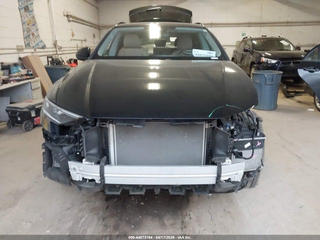 Audi Q8 Premium Plus 55 Tfsi Quattro