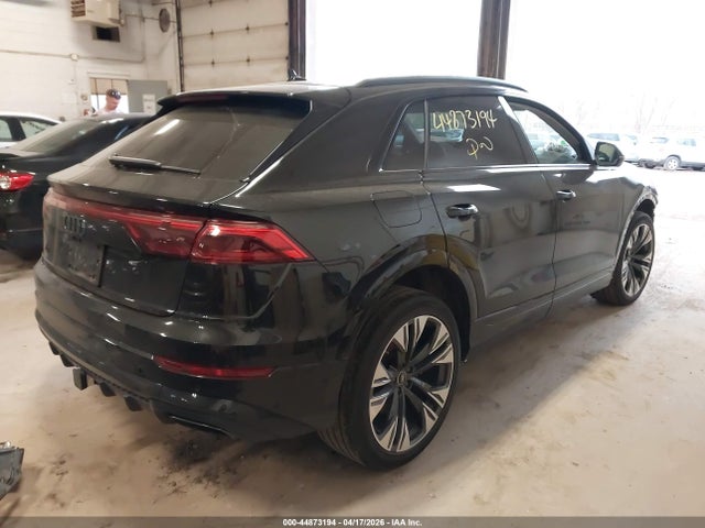 Audi Q8 Premium Plus 55 Tfsi Quattro