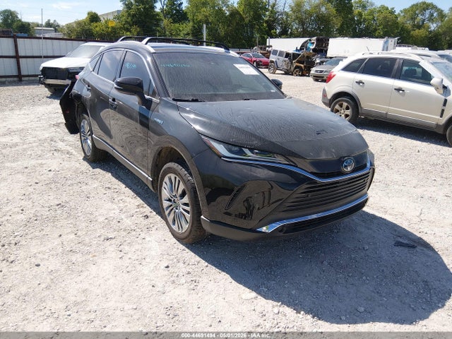 Salvage Toyota Venza Image