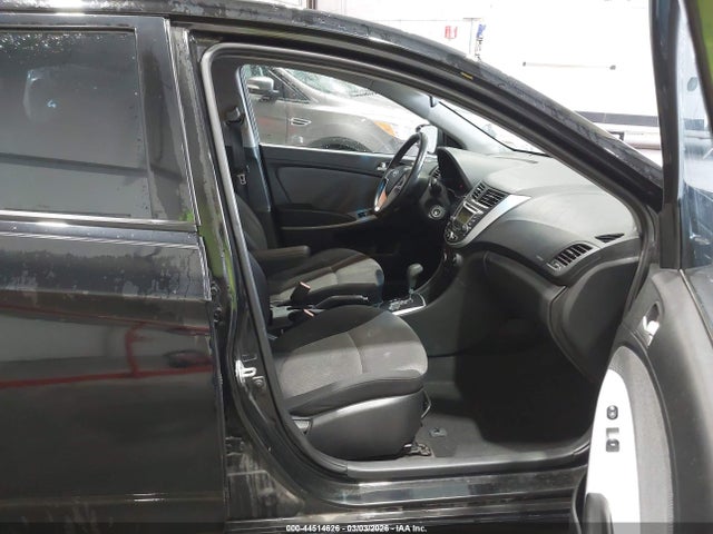 Hyundai ACCENT Gs