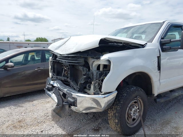 Ford F-250 Xl