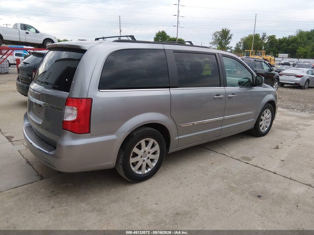 Chrysler Town & Country Touring