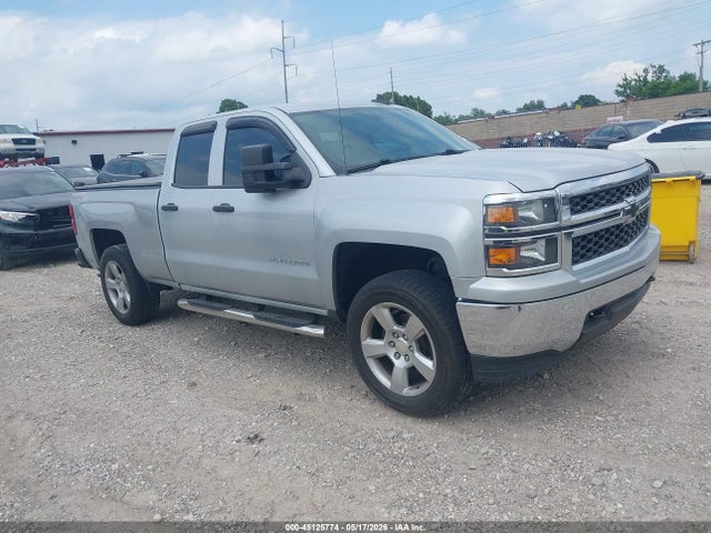 Salvage Chevrolet Silverado 1500 Image