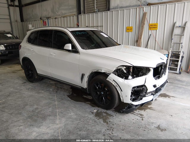 Salvage BMW X Series Image