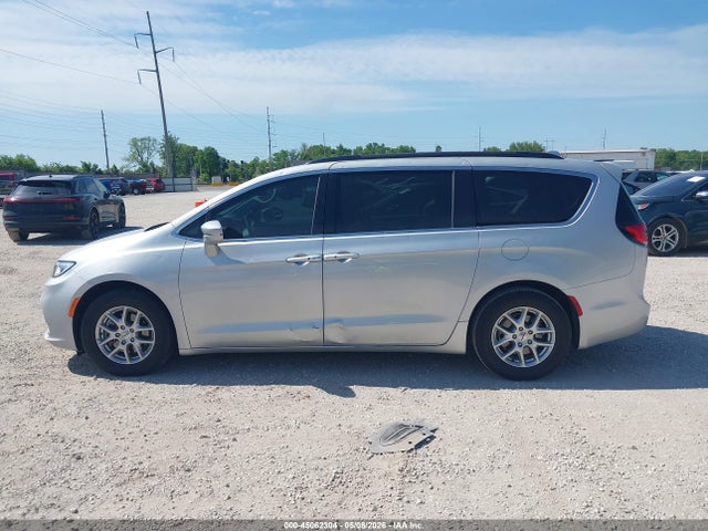Chrysler Pacifica Touring L